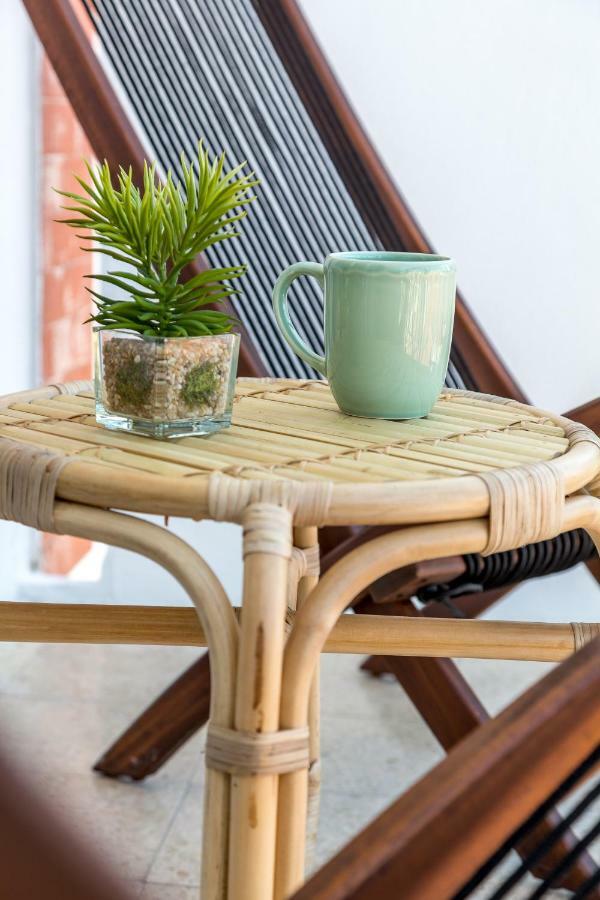 Appartement Renovated Sunny With Amazing Sunset Balcony , By Timecooler Lisboa