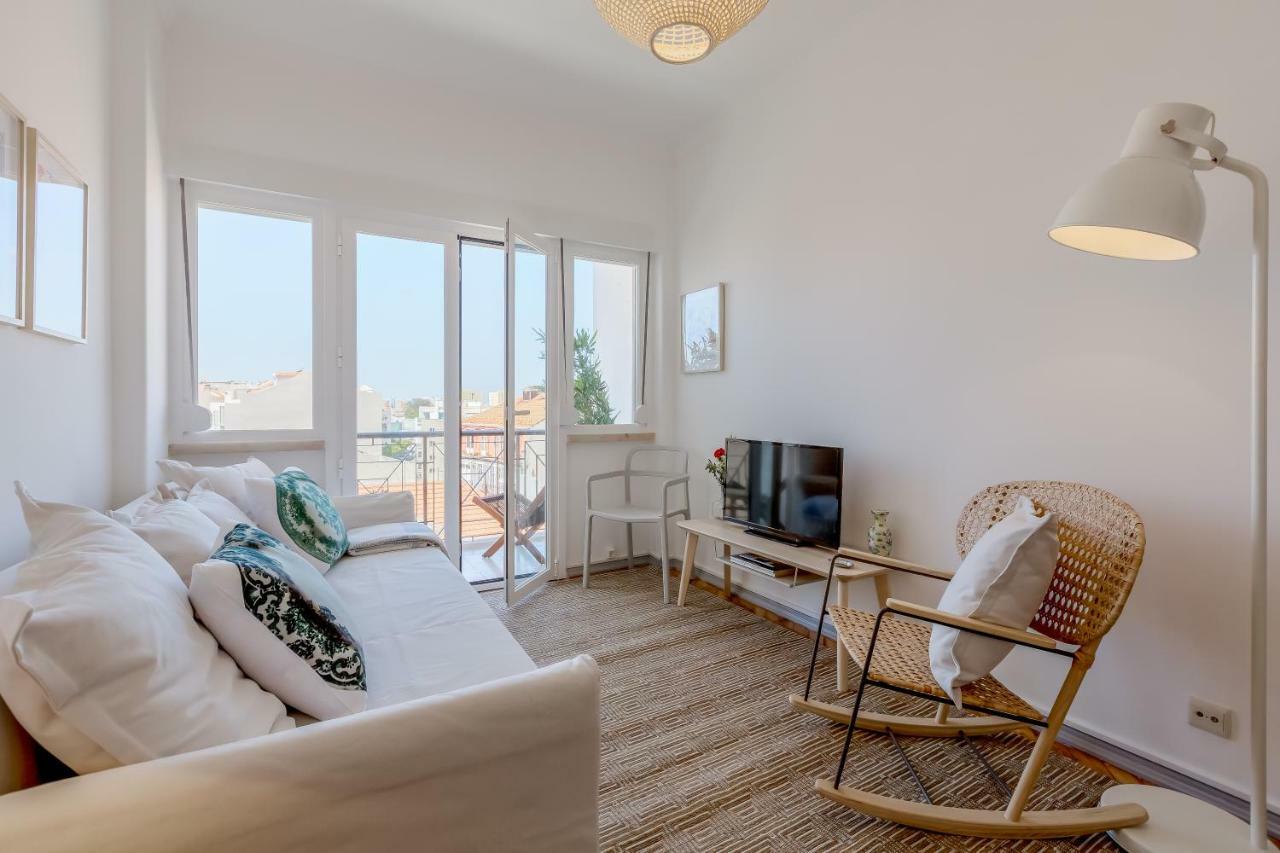 Appartement Renovated Sunny With Amazing Sunset Balcony , By Timecooler